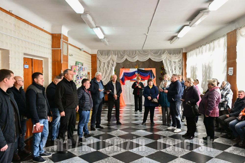 Алексей Кулемзин: Встретился с жителями прифронтовых поселков: Лозовской, Старый Горняк, Новый Горняк и Грабари Куйбышевского района