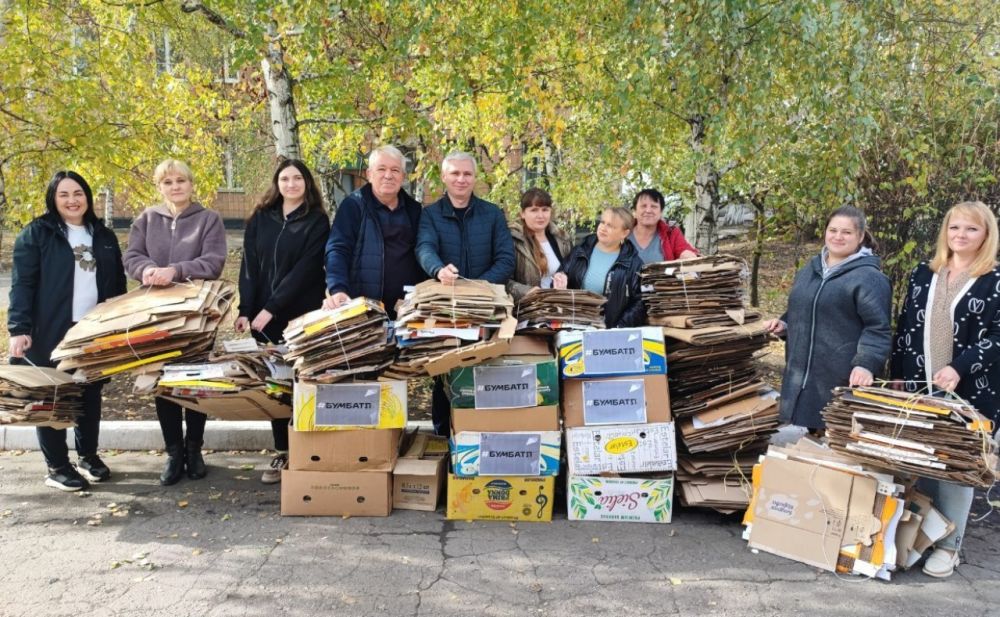 Всероссийская акция «БумБатл» в Моспино получила новый виток, когда к ней присоединились депутат Донецкого городского совета...