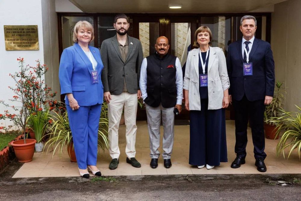 Александр Волошин: Глаза детей Донбасса, в которых отражается вся трагедия войны, не оставила равнодушными наших индийских друзей
