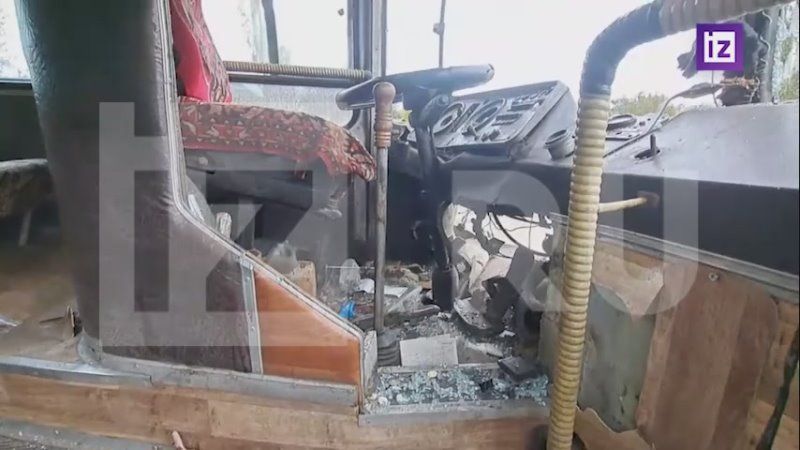 Три мирных жителя получили ранения в результате удара дроном ВСУ по гражданскому автобусу в Горловке
