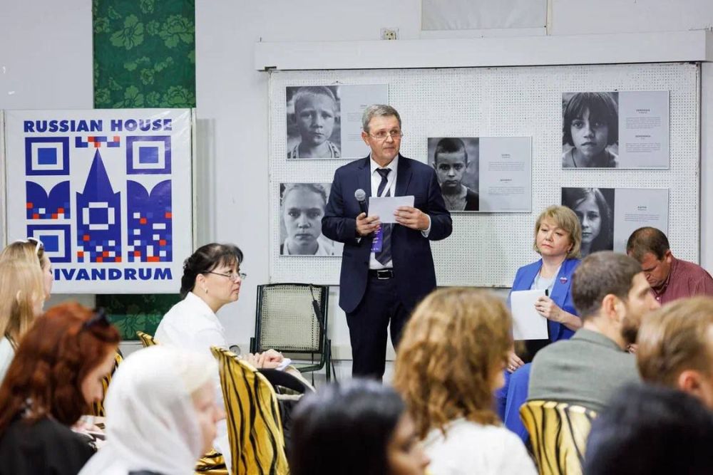 Михаил Желтяков: В течение 3 дней работы в Тривандруме состоялся ряд деловых площадок, на которых вместе с делегатами Республики рассказали о культурно-исторической и духовно-нравственной приверженности Донбасса к большому Русскому миру