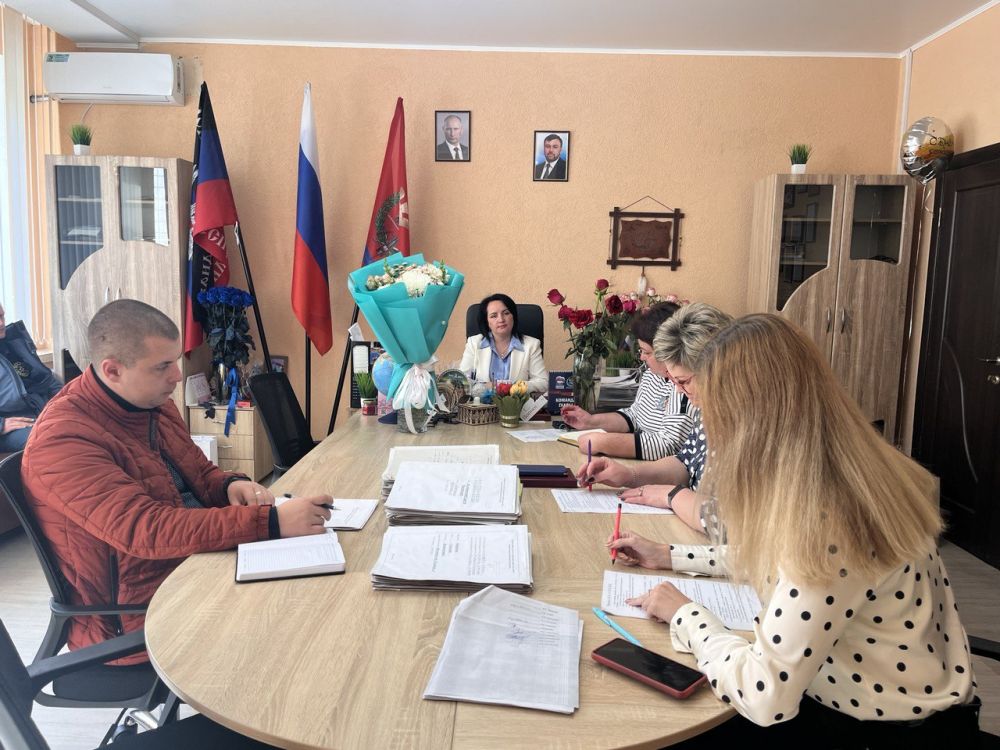  Сегодня, 29 октября , во главе с врио главы администрации Волновахского муниципального округа - Еленой Снисаренко...