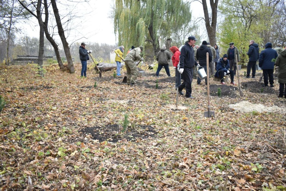 Игорь Лызов: Сегодня с коллегами проведали военнослужащих, находящихся на лечении в реабилитационном центре