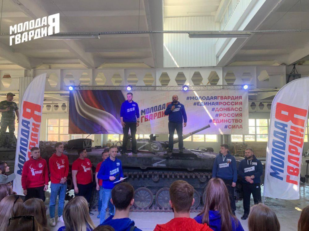 Поздравляем с Днем рождения нашего боевого товарища, Министра молодежной политики ДНР Кирилла Макарова