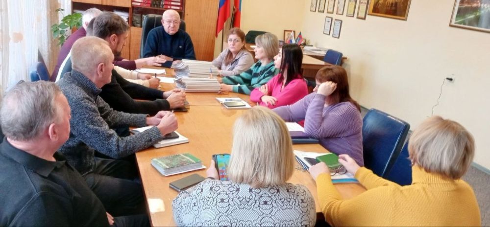 ������� ���������: �������, 6 ������, ������ ����������� ������������ ������ ����������� ���������������� ������...