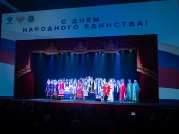 Михаил Желтяков: В Республике завершились торжественные мероприятия, приуроченные к празднованию Дня народного единства