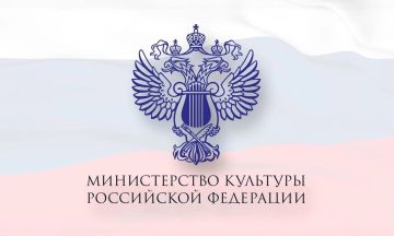 Михаил Желтяков: С радостью сообщаю, что лауреатом Премии Министерства культуры Российской Федерации «Душа России» в номинации «Народное пение» стала Ирина Лунтовская, руководитель самодеятельного коллектива «Народный...