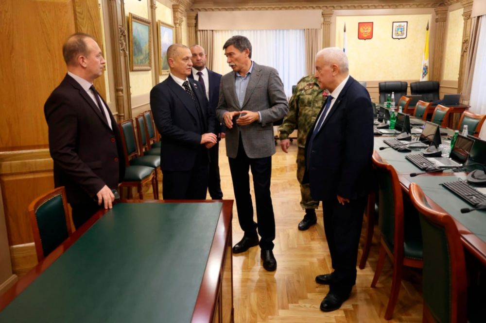 ������� ������ ����������� � ������ ��������� �������������� � �������������� ����