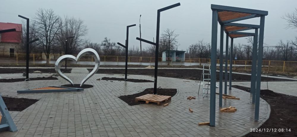 ��������� �������: � ������ ���������� ������������� ��������� ������������� ����������� ��������� ������, ��������� ����������� ��� ���� ����ϻ ���������� ������ �� ������������ ���������� �� ��. ������