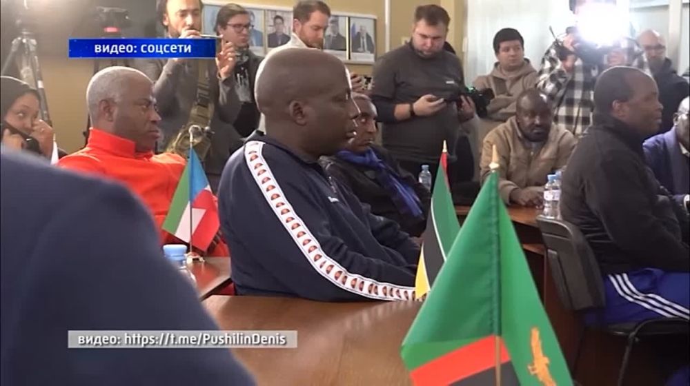 16 парламентариев из 12 стран Африки посетили Донецкую Народную Республику