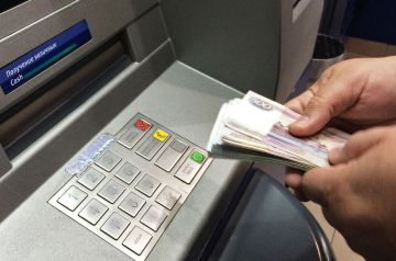 Заработные платы россиян, несмотря на инфляцию, выросли на 9% — Путин