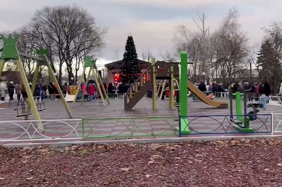 В Володарском закончили масштабное благоустройство центрального парка