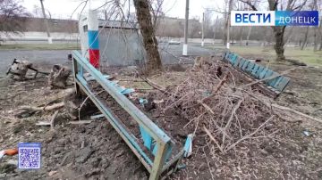 Последствия удара ВСУ на въезде в Харцызск