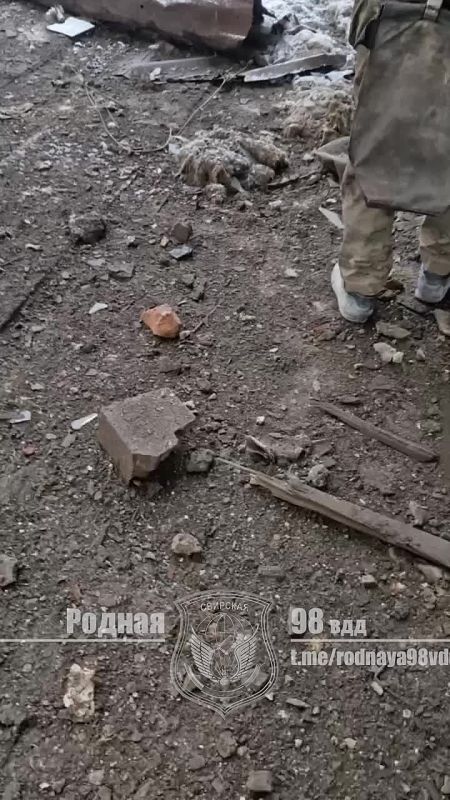 ��� ������: ����� ��. ��������, ��� 331-� ����������� ���������-��������� ���� (��������) 98-� ����������� ��������-��������� ������� �������� ���������� ������������ ������ � ���������� ������� ���