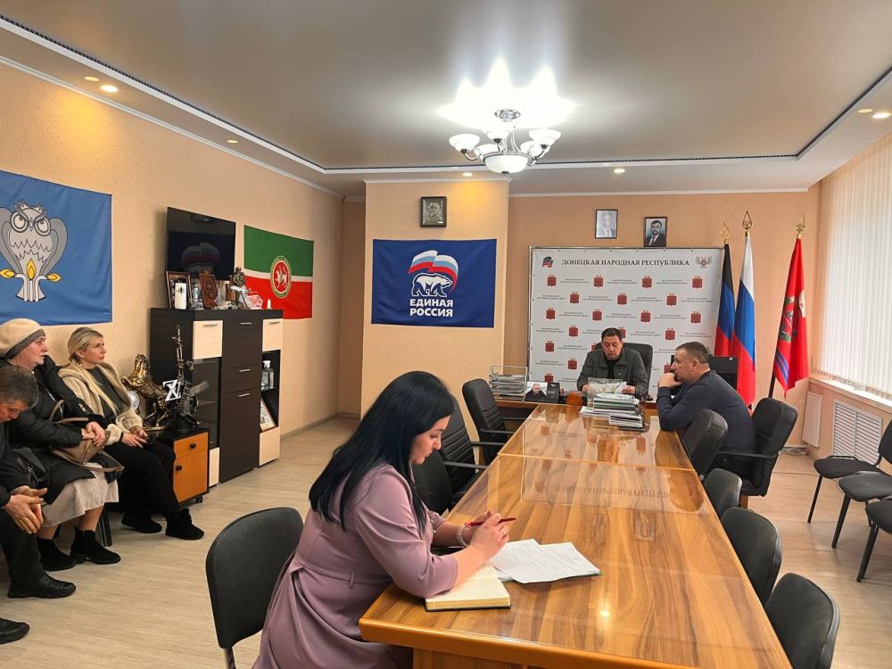 Сегодня, 22 января, глава муниципального образования Волновахский муниципальный округ ДНР, Константин Зинченко провел прием граждан совместно с представителями профильных управлений и отделов администрации Волновахского...