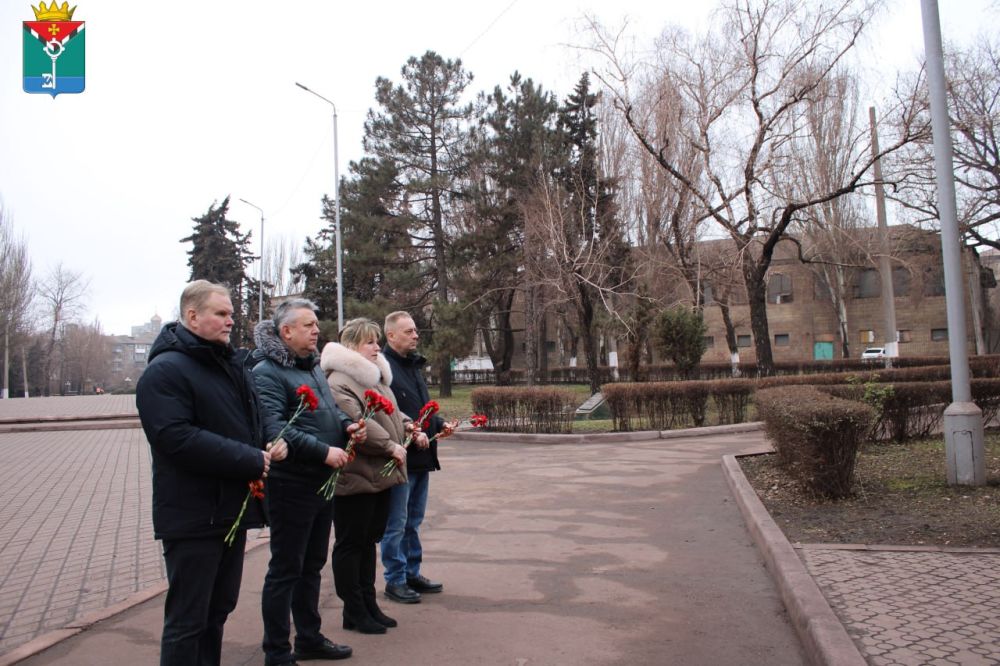 ��������� ��������: �������, � ������������� ���� ������ ����� ���������, ����������� ����� ������������� �������������� ������ ��������� ��������, ����� ������������� ������ ������� ����� ������ ��������, ������������...