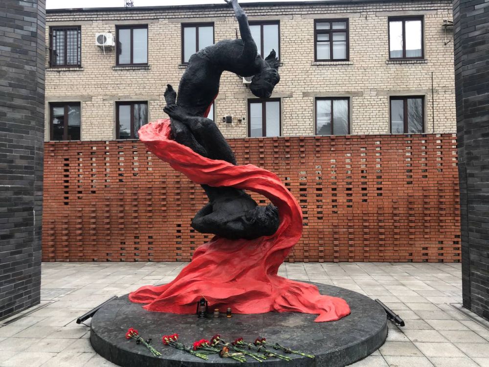 ������� ������: ������� � ������������� ���� ������ ����� ���������, �� ���������� ������������� ��������� "���� ����� � 4/4 - ���" ������������ ���������������� ������ ���������� ������ ������ ���������� ���������� ������...