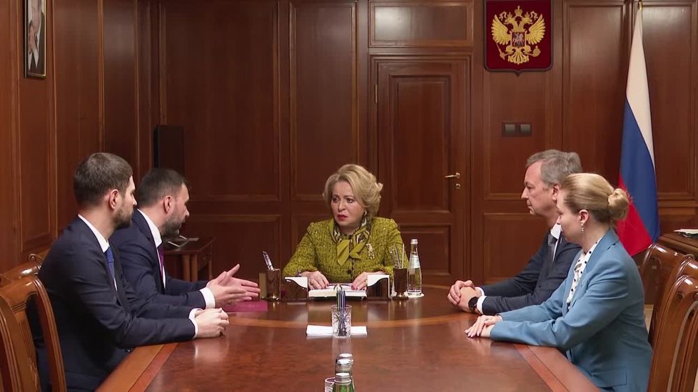 Председатель Совета Федерации Валентина Матвиенко провела встречу с главой Донецкой Народной Республики Денисом Пушилиным