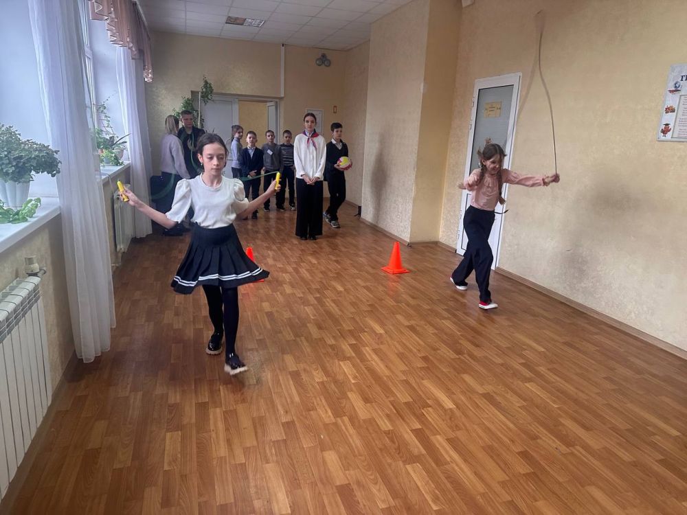 ������� ����������: ����� - ����� �����!. � ������ ����� "�������-���������" ������������� ��������� "������ ������", 29 ������ � ������������� �������� � ��������� 4-� �������, ���������� �� ���������� �...