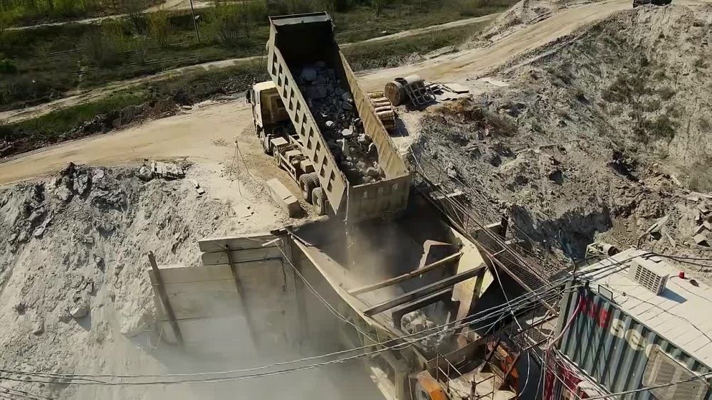 ����� ���������: � ���������� ������� ������� � ��� �������� �� �����������, ������� ������������� � � �������� ��������� ����������, � � �������������� �������������� � ��������� ������