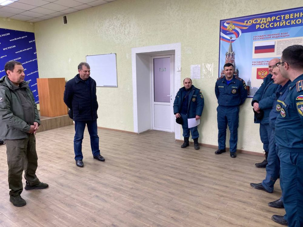 Константин Зинченко: Встретился с с трудовым коллективом 7 пожарно-спасательного отряда ФПС ГПС по Донецкой Народной Республике г. Волноваха