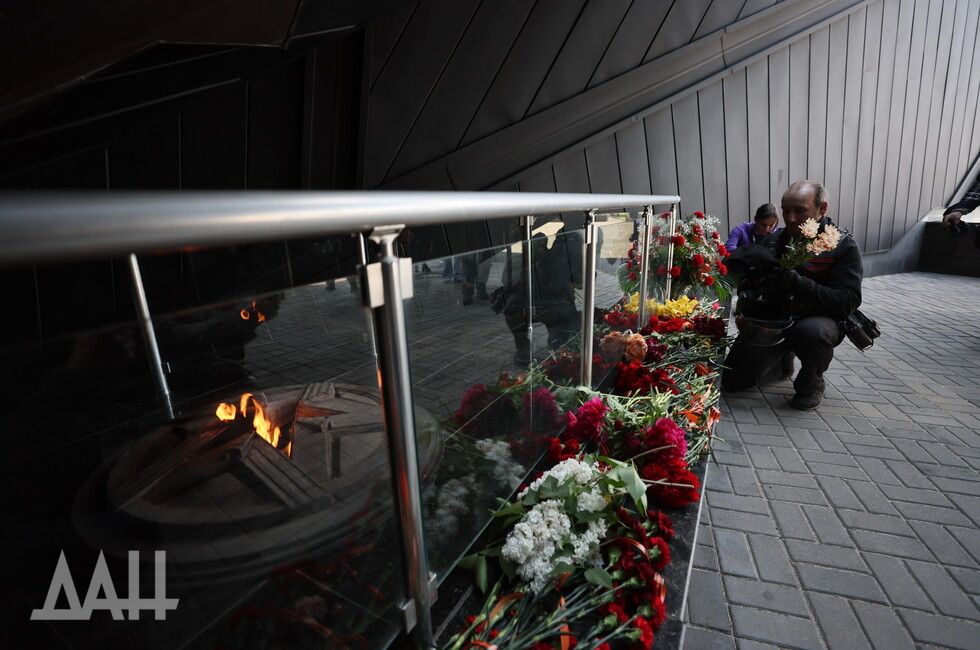 ������� ��������� � ���������� � ���������� �������� ������ � 80-����� ������