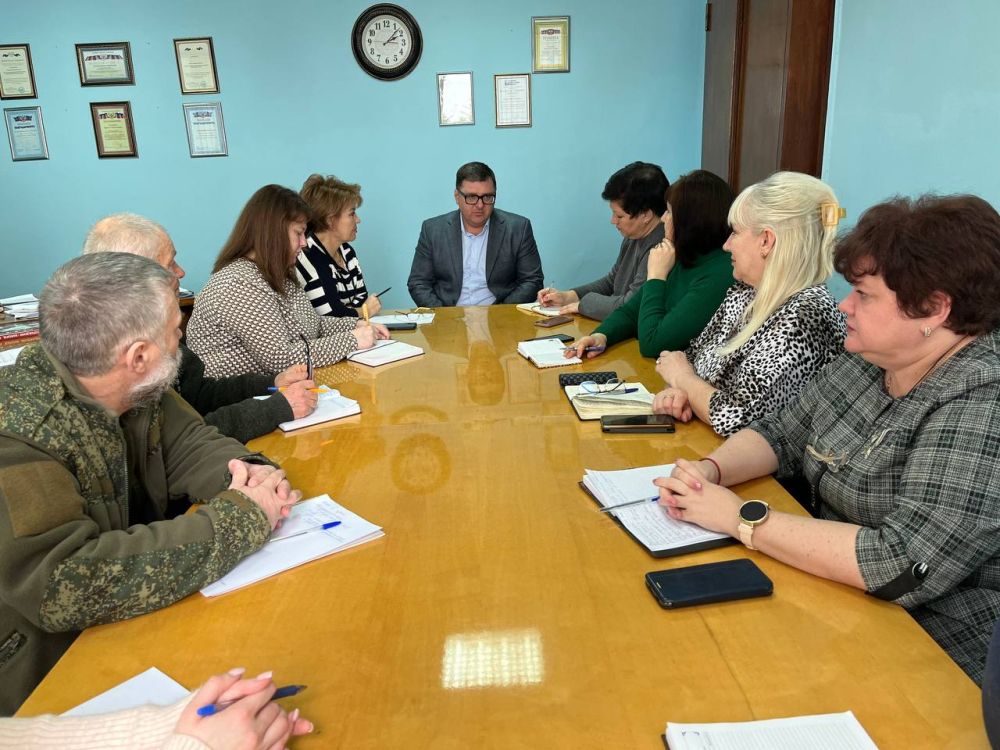 ������� �������: ������������ ������������� ����� ��������� � 80-����� ������� ������ � ���� ��������� ���������