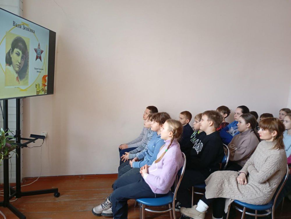 Николай Михайлов: В Комсомольское прошел час мужества ко Дню памяти юного героя-антифашиста