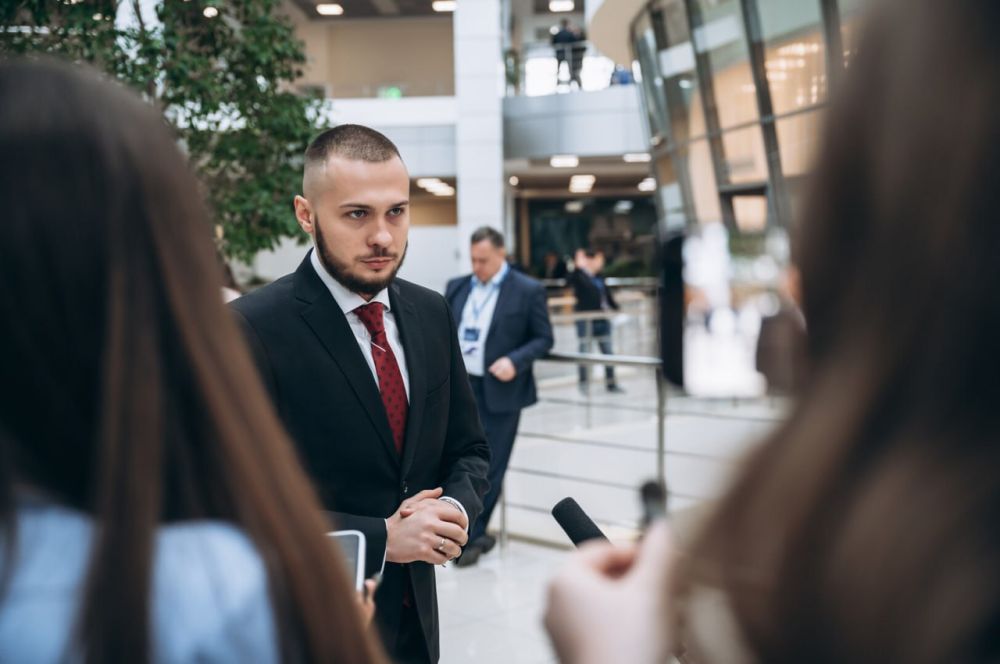 В ДНР усилят работу по предупреждению буллинга и экстремизма среди молодежи