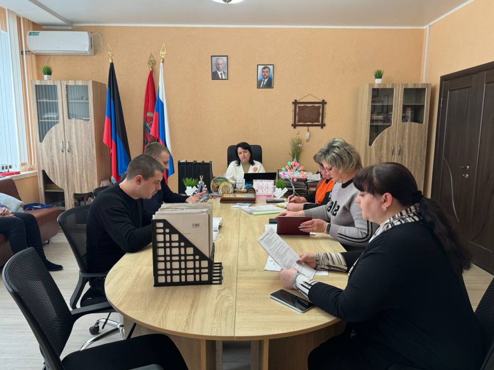 Сегодня, 07 февраля, во главе с заместителем главы администрации Волновахского муниципального округа по социальным вопросам - Еленой Снисаренко, состоялось заседание комиссии  по установлению причиненного  ущерба  жилым ...