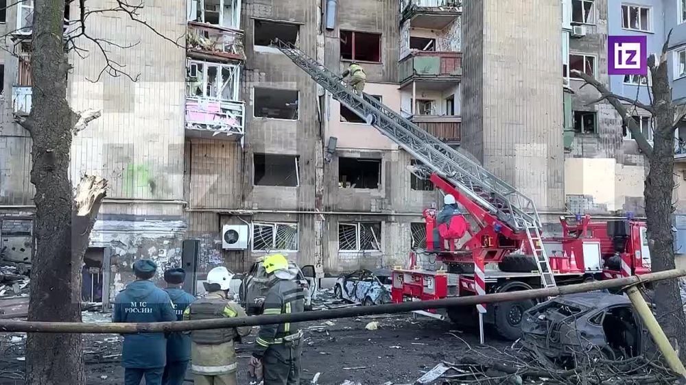 Место удара ВСУ по Макеевке показал корреспондент "Известий" Евгений Быковский