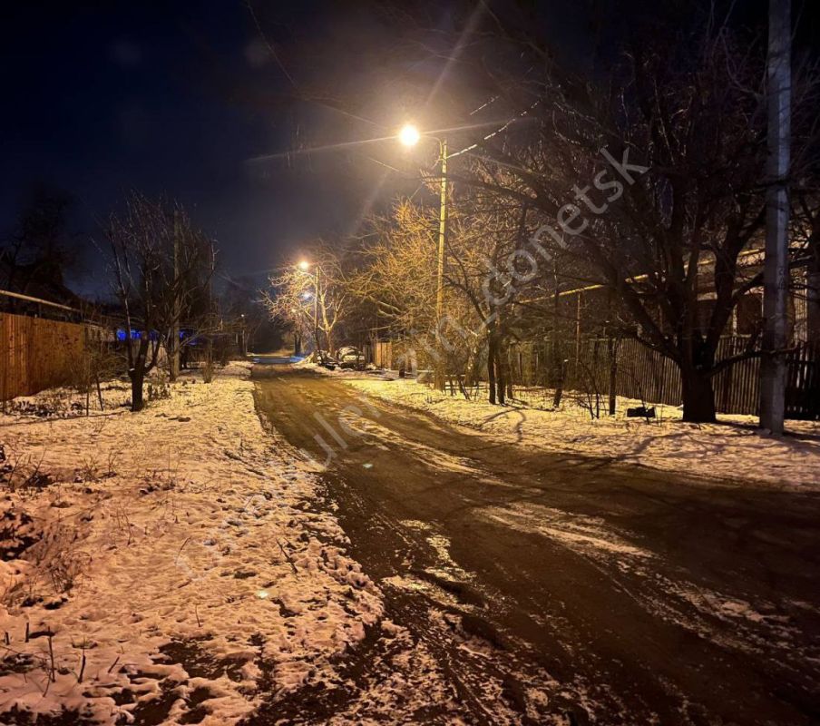 Алексей Кулемзин: Продолжаем выполнять поручение Главы Республики Дениса Пушилина по реконструкции уличного освещения в нашем городе