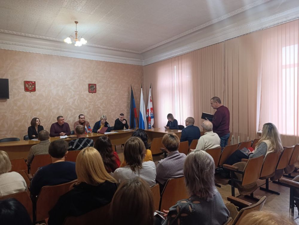 Сергей Ермаков: 10 февраля провел малое аппаратное совещание с начальниками отделов и структурных подразделений