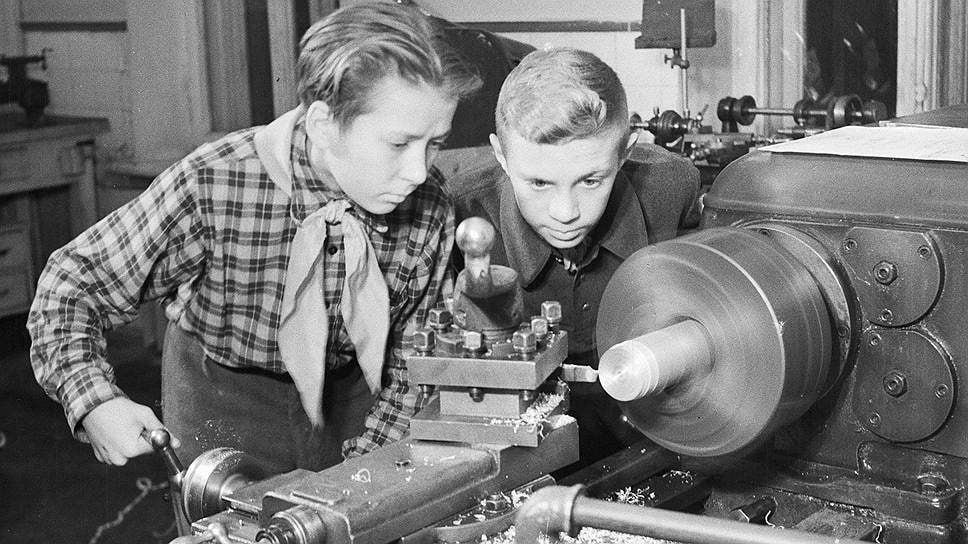 ��������� ��������: ���� ������� ������: � ������� ���������� �������� ����� ��������� ����������