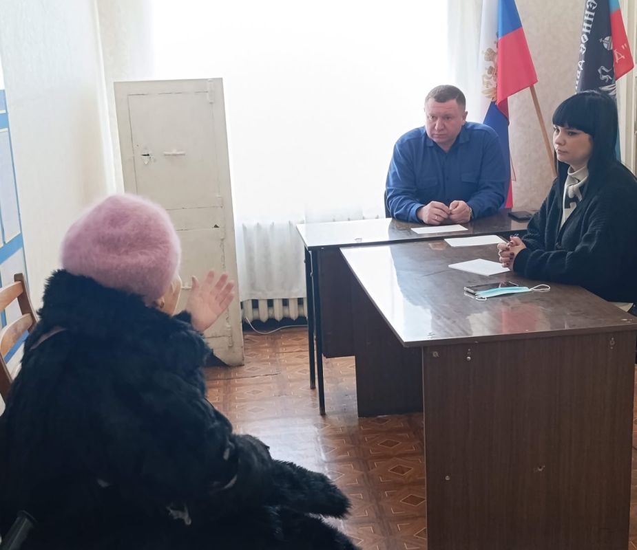 Глава Снежного ответил на вопросы жителей