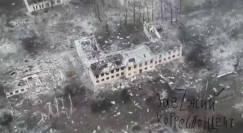 �������� ������: ������, �����, ����. ��� ���������� �������� 68 ��������� ����� 150-� �������. ������� ��� ���� � ������ �������������� �� 102-� ������. ������ ����� ������, ��� ������, ����������� ������, ������ �����...