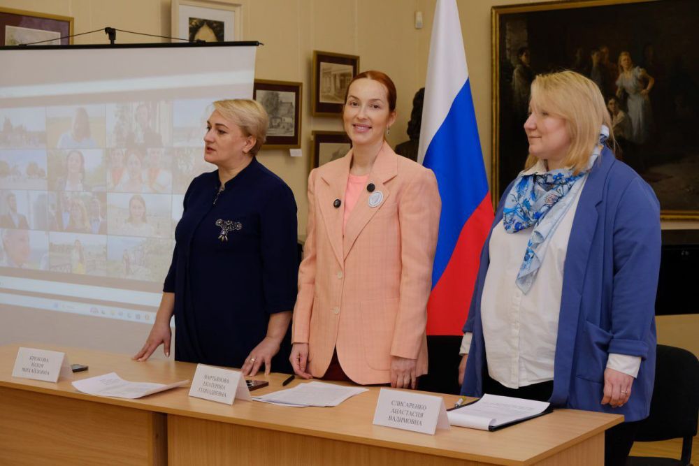 Екатерина Мартьянова: 15 февраля в Донецком республиканском художественном музее провели отчётную конференцию нашего Донецкого регионального отделения Союза женщин России и партийного проекта &quot;Женское движение Единая Россия&quot;...
