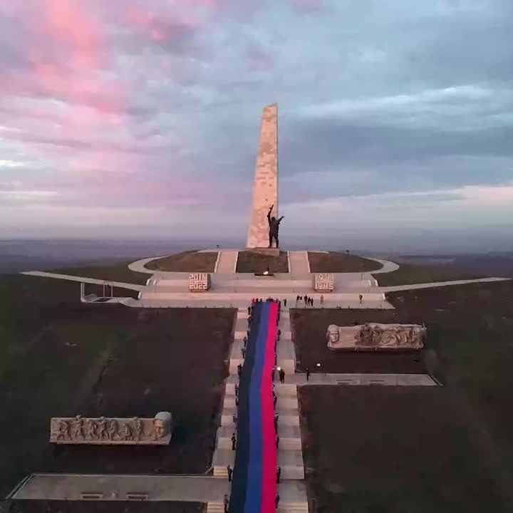 ��������� ��������: �������� �����-������ �������� ������������ �������� ���������� ������� � 1943 ����