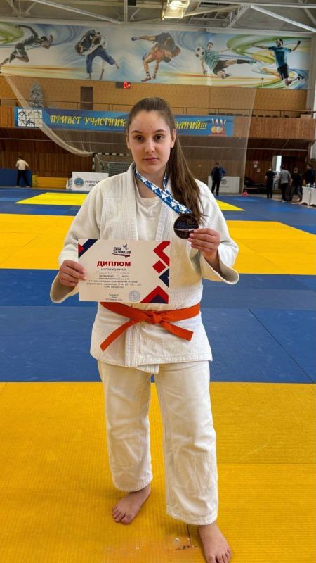      3     +63        15  &quot;  &quot;  !