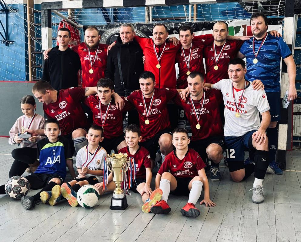 Александр Шатов: В Шахтерске завершился открытый чемпионат города по футболу 5х5