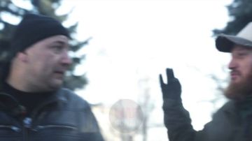 WarGonzo: Захарченко чуть три раза не погиб под Дебальцево