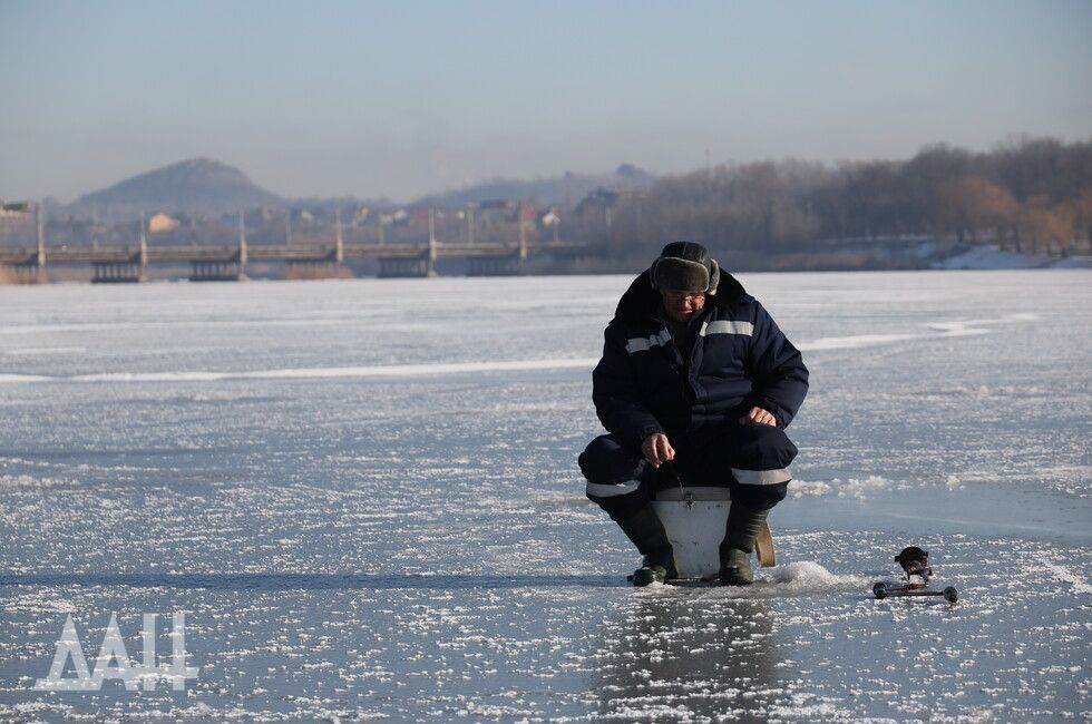 Ну как, клюет? Какую рыбу можно выловить зимой на Кальмиусе в Донецке