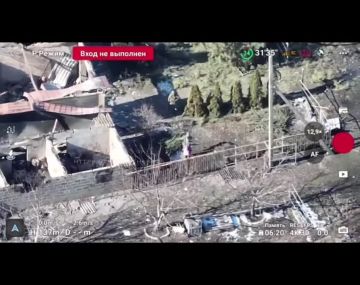 Александр Коц: Улаклы - наши!. Укрепрайон к западу от Курахова в селе Улаклы пал окончательно. Над населенным пунктом развеваются флаги России