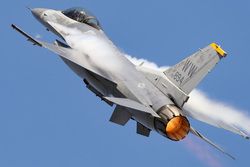 �� �� ����������� � ��� � F-16 � �������� ������: ������� � ������������ �� ������� 21 �������