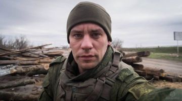 Михаил Андроник: Накануне начала. 23го февраля 2022го года, не мог долго заснуть. Читал чат погранперехода Джанкой. В полночь проход и проезд через границу был остановлен и люди гадали, что происходит. В итоге в полвторого я...