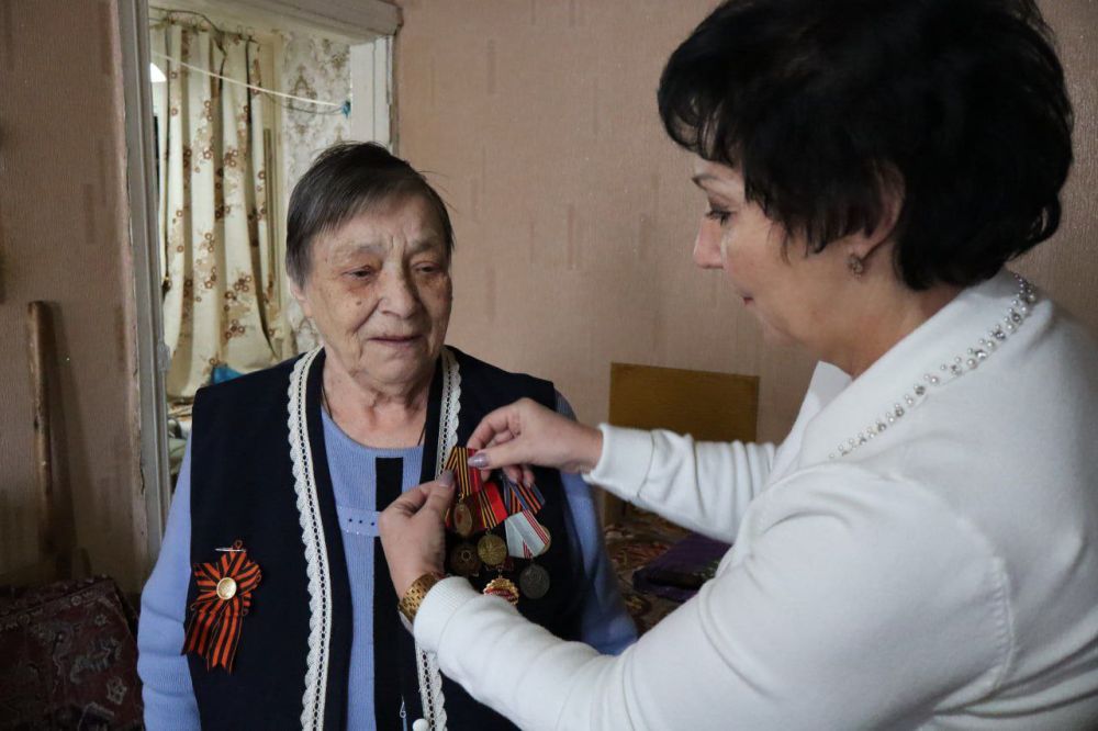 ��������� ��������: ���������� ������ �������� ������� ��������� ������ � ����� 80-����� ������ � ������� ������������� �����