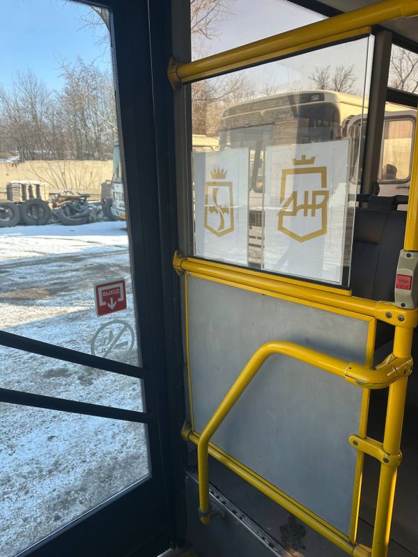 Игорь Лызов: В кольцевом автобусе Амвросиевки появились изображения айдентики, отражающие историю, ценности и уникальность нашего округа