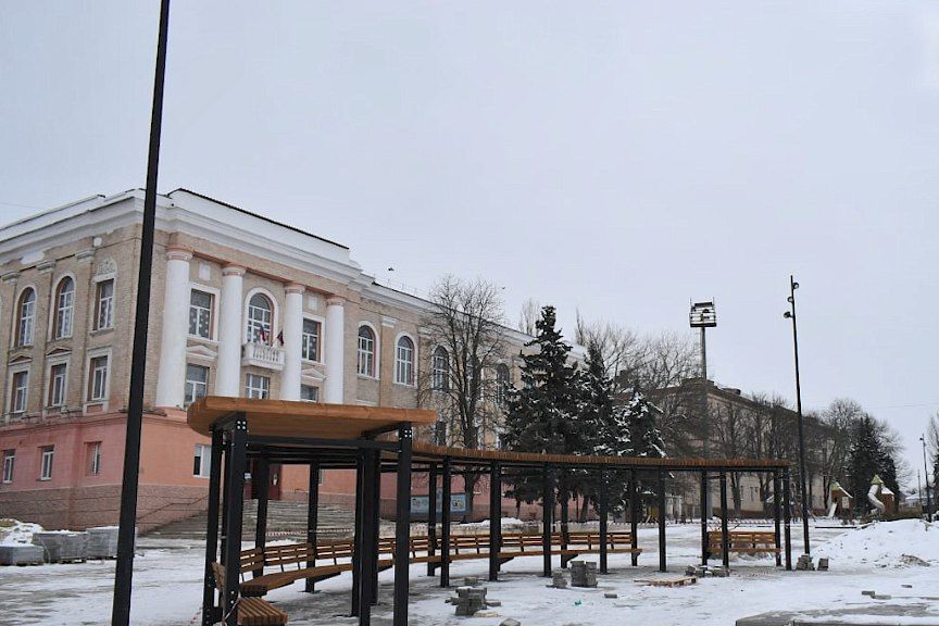 Игорь Лызов: В Амвросиевском округе ДНР при участии Амурской области отремонтировали около 100 объектов