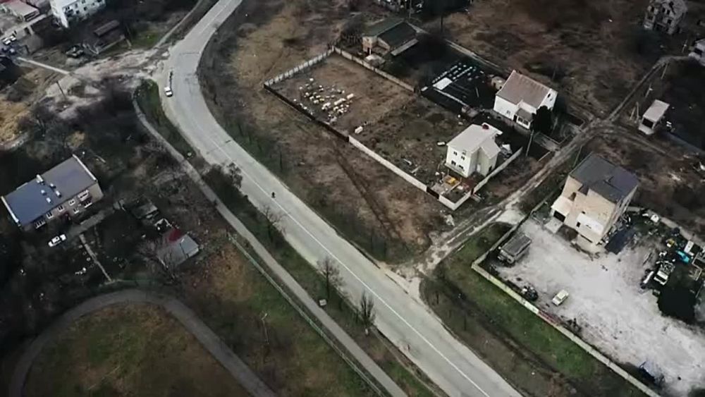 ����� ��������: ������, (��� ����� �������� ���� ������ �� ������� ����������� ������ ����� ��� ��������� ������������ ����������) ������ ������ ��������� ����� ������� � ��� ����� "� ���� ������"