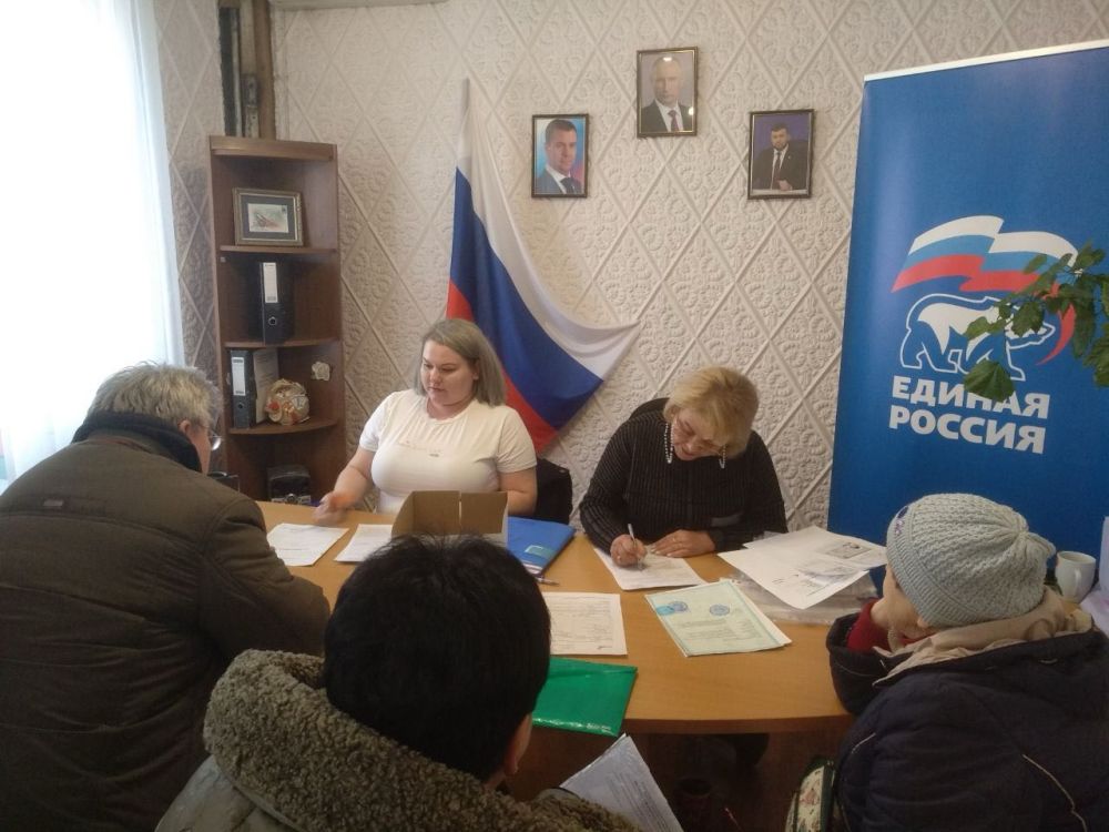 Сотрудники МФЦ продолжают посещать населенные пункты ДНР